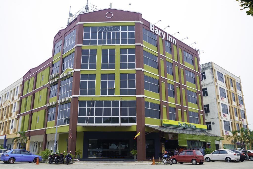 ספאנג Bary Inn, Klia & Klia2 - 24 Hours Free Airport Pick-Up מראה חיצוני תמונה