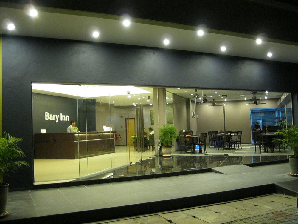 ספאנג Bary Inn, Klia & Klia2 - 24 Hours Free Airport Pick-Up מראה חיצוני תמונה
