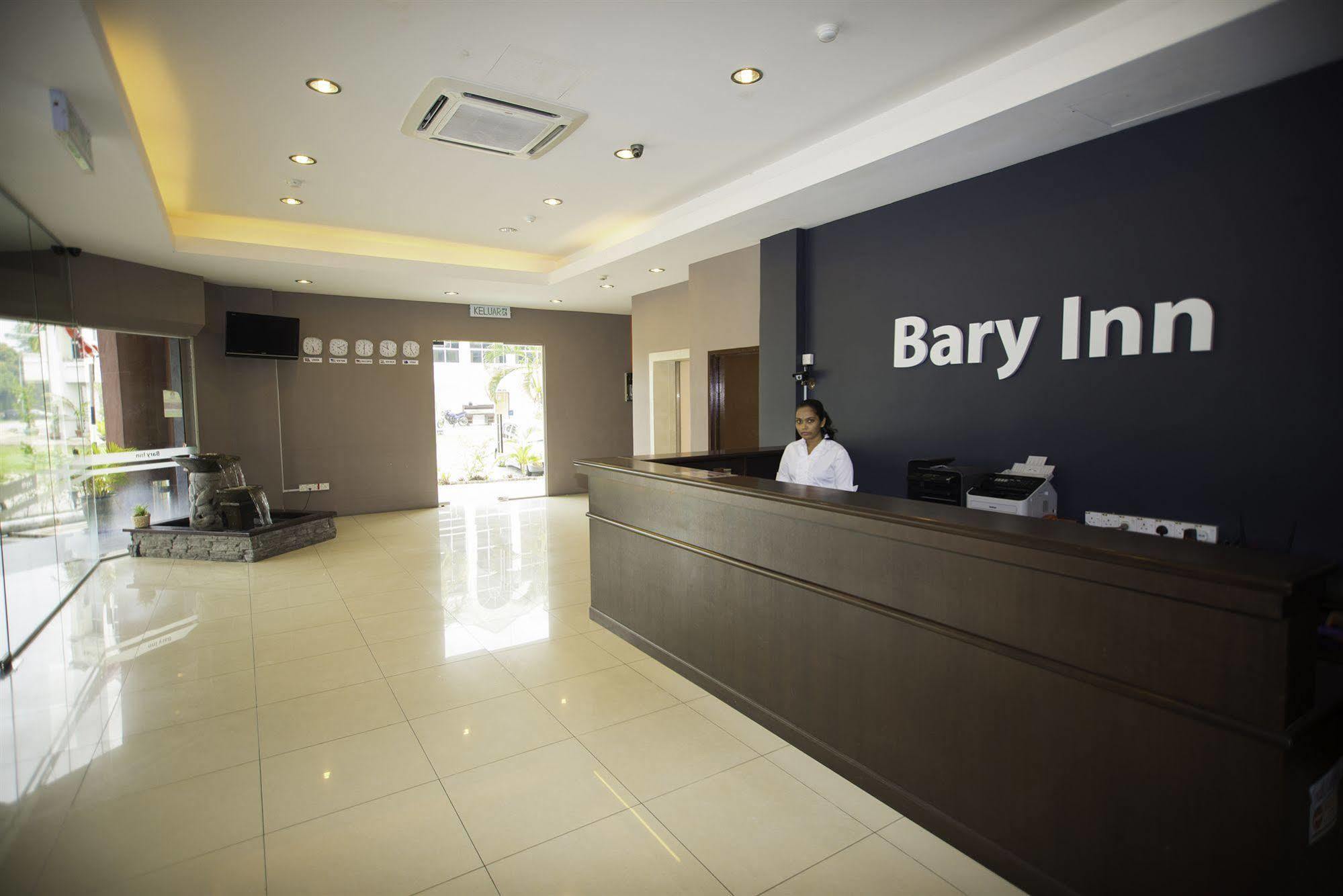 ספאנג Bary Inn, Klia & Klia2 - 24 Hours Free Airport Pick-Up מראה חיצוני תמונה